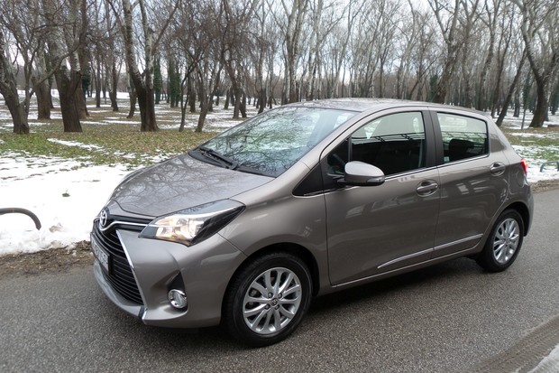 Toyota Yaris 1,33 Dual VVT-i Lounge+ TEST