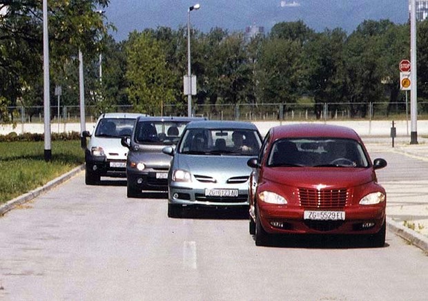 Usporedni test Multipla, Scenic RX4, PT Cruiser, Almera Tino