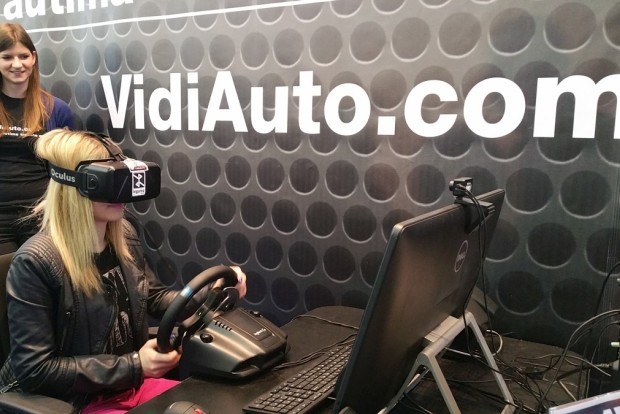 I Marin Čolak je došao na VidiAuto štand isprobati VR vožnju