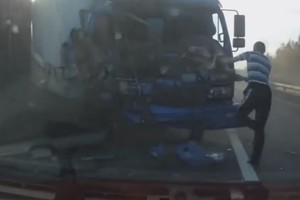 Stvarne scene snimljene kamerom – kamionske nesreće