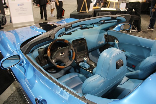 Plave jurilice na SEMA tuning show u Las Vegasu Plave jurilice na SEMA tuning show u Las Vegasu